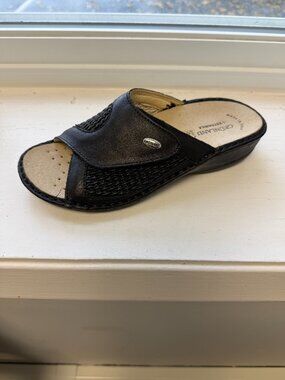 Grunland Nero Black Sandal